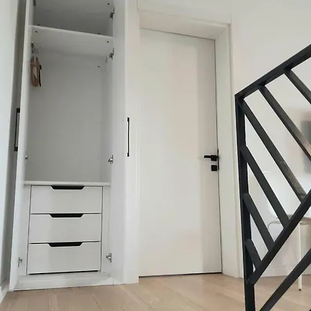 Cutie Flat In Old Town 1+1 Апартаменты